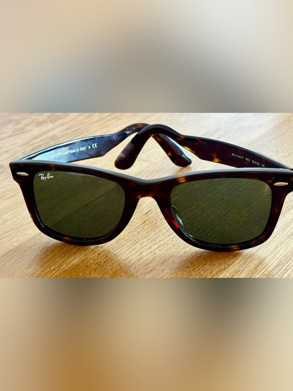 Ray-Ban original Wayfarer classic sunglasses
